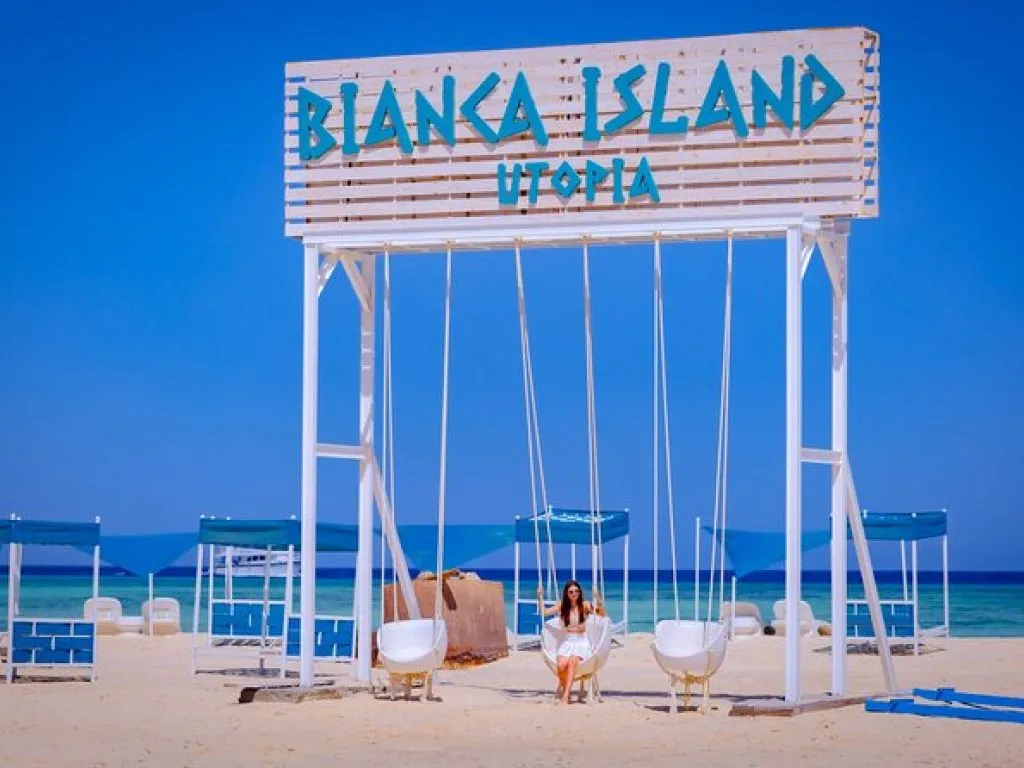 Bianca Island Full Day ae.jpg